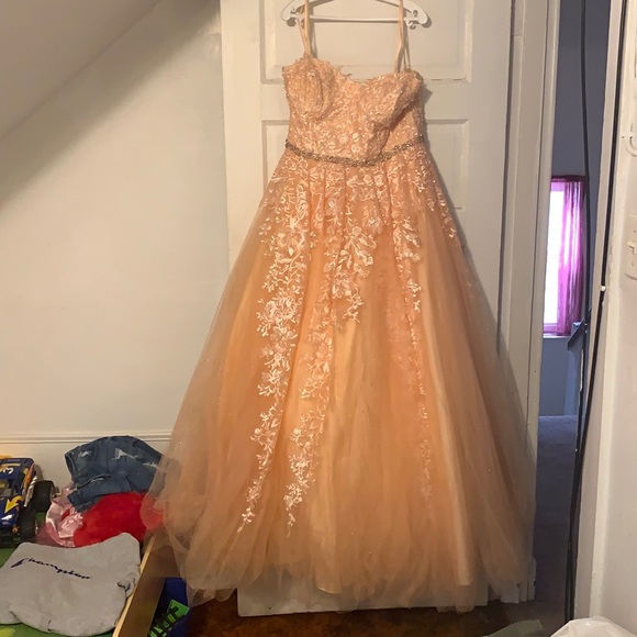 Prom dress